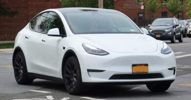 Photo via Wikipedia (List of battery electric vehicles)