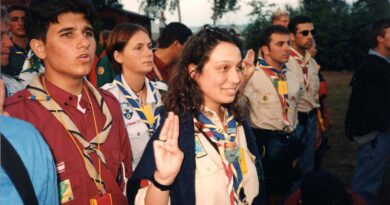 Photo via Wikipedia (Scouting)