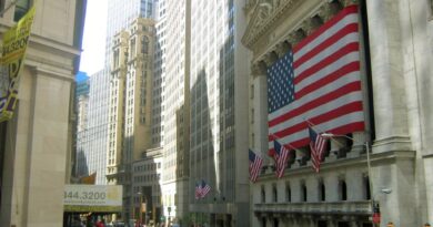 Photo via Wikipedia (Mergers and acquisitions)