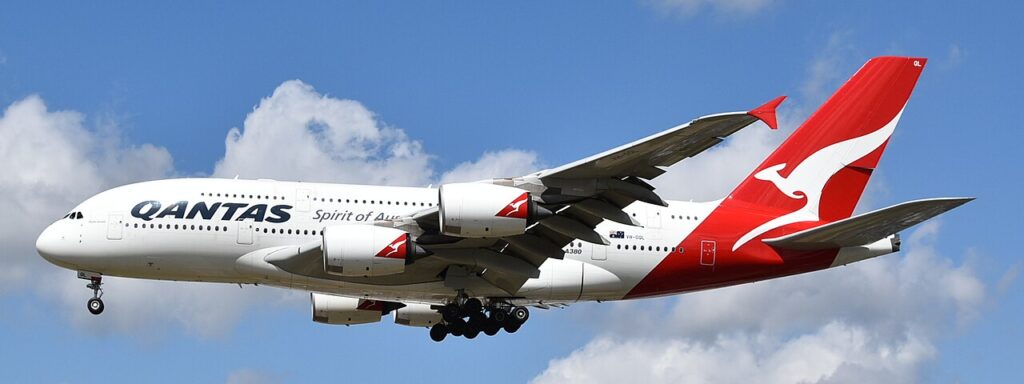 Photo via Wikipedia (Qantas)