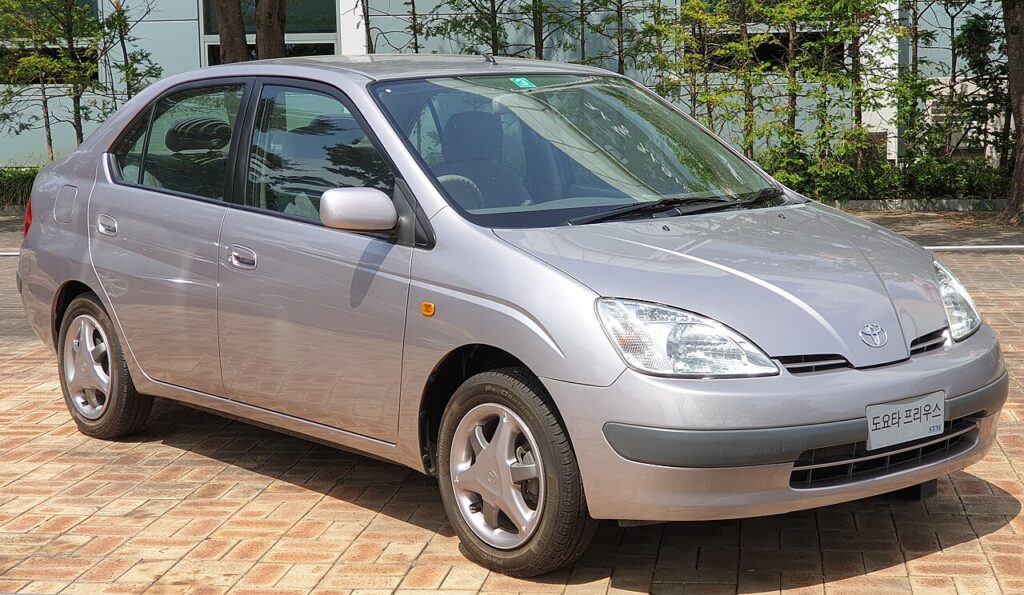 Photo via Wikipedia (Hybrid vehicle)